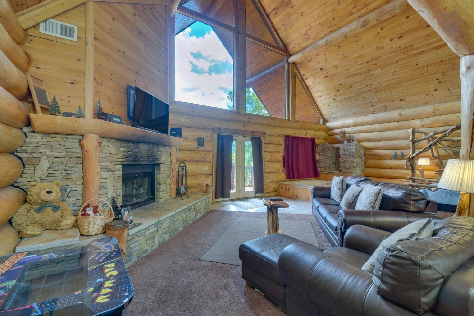 Gatlinburg Cabin With Hot Tub About 11 Miles To Downtown Luaran gambar